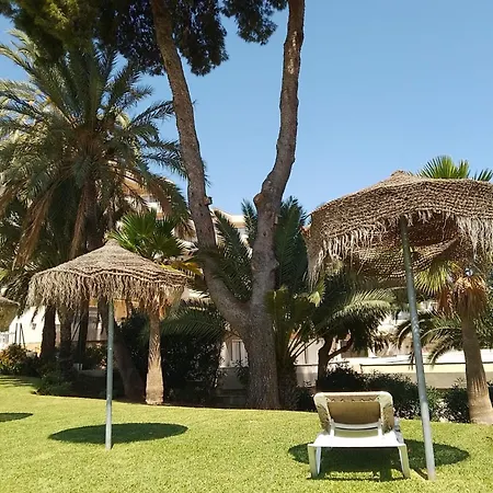 Deluxe Con Bano Privado En Atalaya Apartagolf, ホームステイ エステポナ